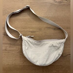 Uniqlo Round Mini Shoulder Bag